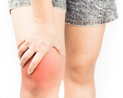 person holding pain-stricken knee