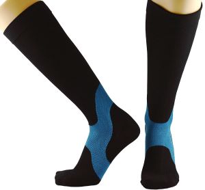 Best Compression Socks for Flying - (Fly Comfortably!)