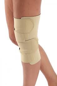 Compression wrap for knee support