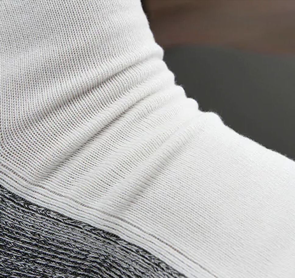 Why do 20-30 mmHg Compression Socks wrinkle in the ankle