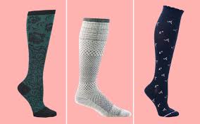 compression knee-high types and difference between uniform and graduated knee high compression
 socks