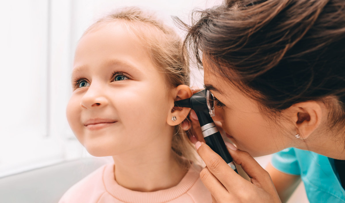 All About The Otoscope – How to Use & Where to Buy